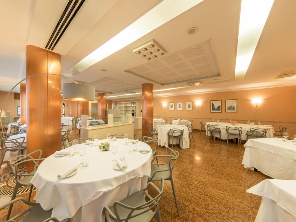 Ristorante Hotel Lucia - 100 Mt Dal Mare Giulianova Εξωτερικό φωτογραφία